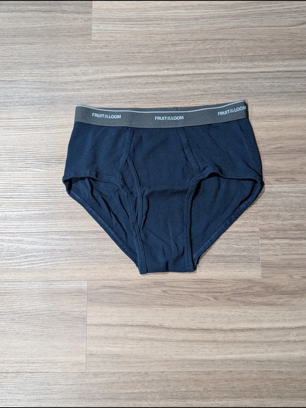 Fruit of the Loom Men's Black Cotton Briefs with Gray Waistband